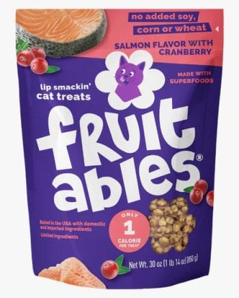 FRUITABLES CAT TREATS SALMON WITH CRANBERRY 2.5 oz- Treats de gato sabor salmón-arándano
